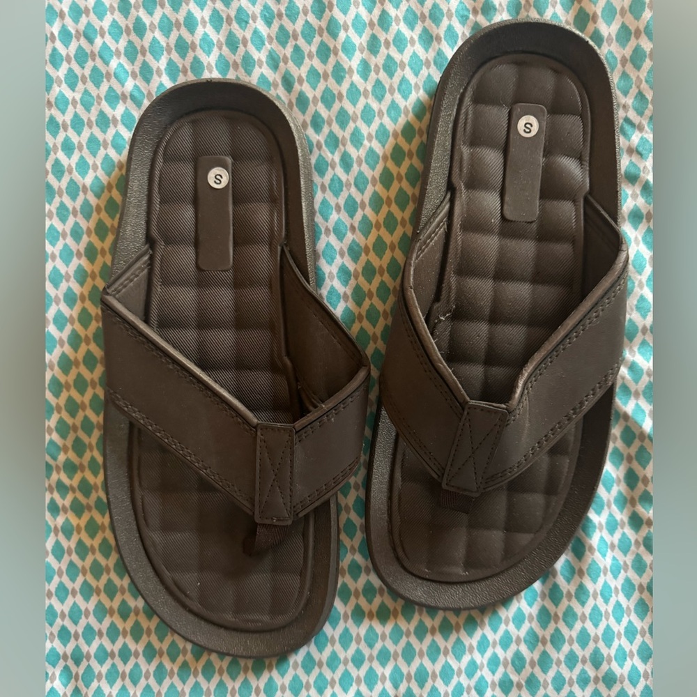 Men’s flip flops